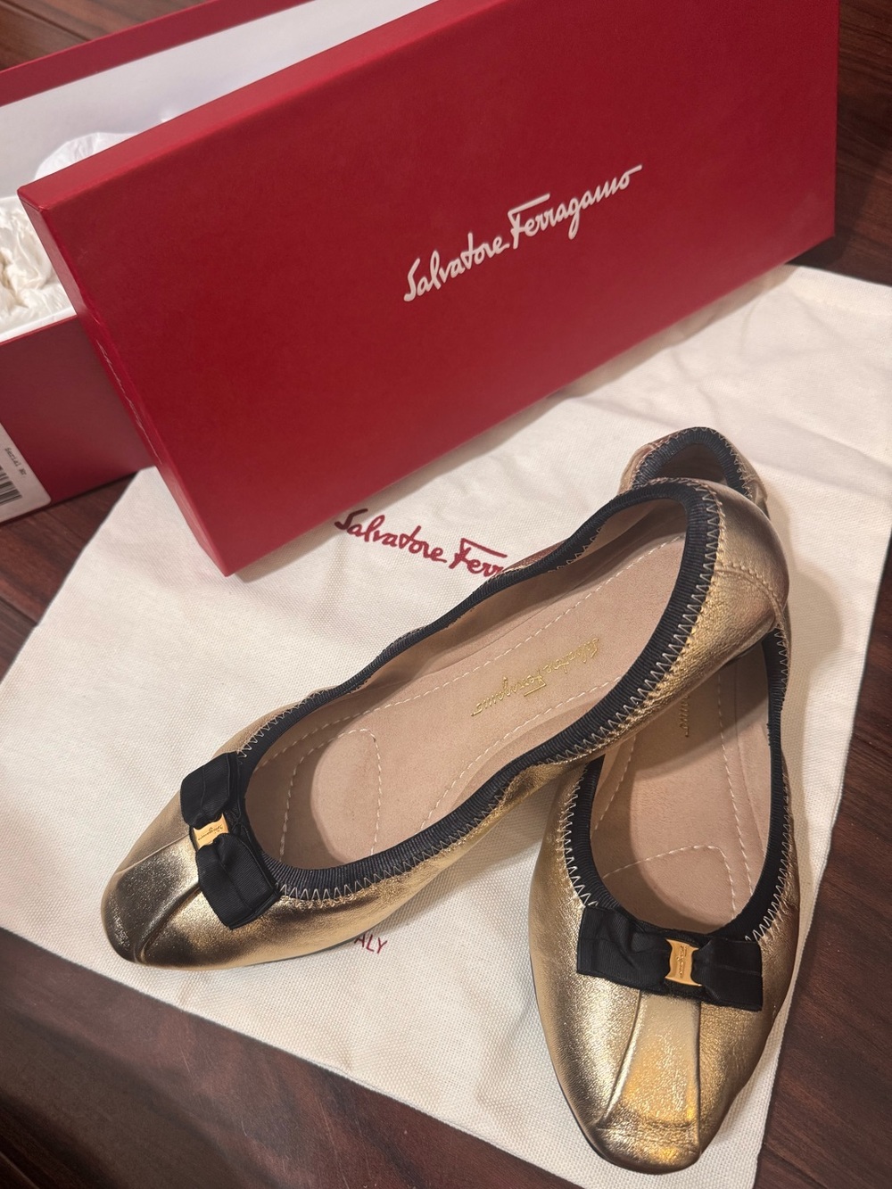 Salvatore Ferragamo Metallic Gold Vara Bow Leather Ballet Flats